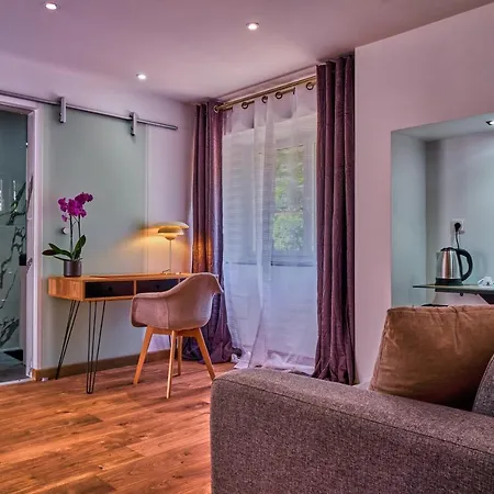 Les Chambres De Brenaz * Sault-Brenaz