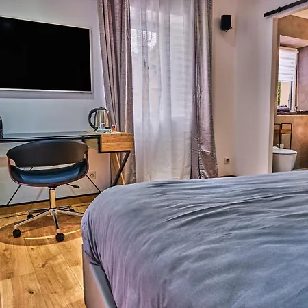 Les Chambres De Brenaz Homestay Sault-Brenaz